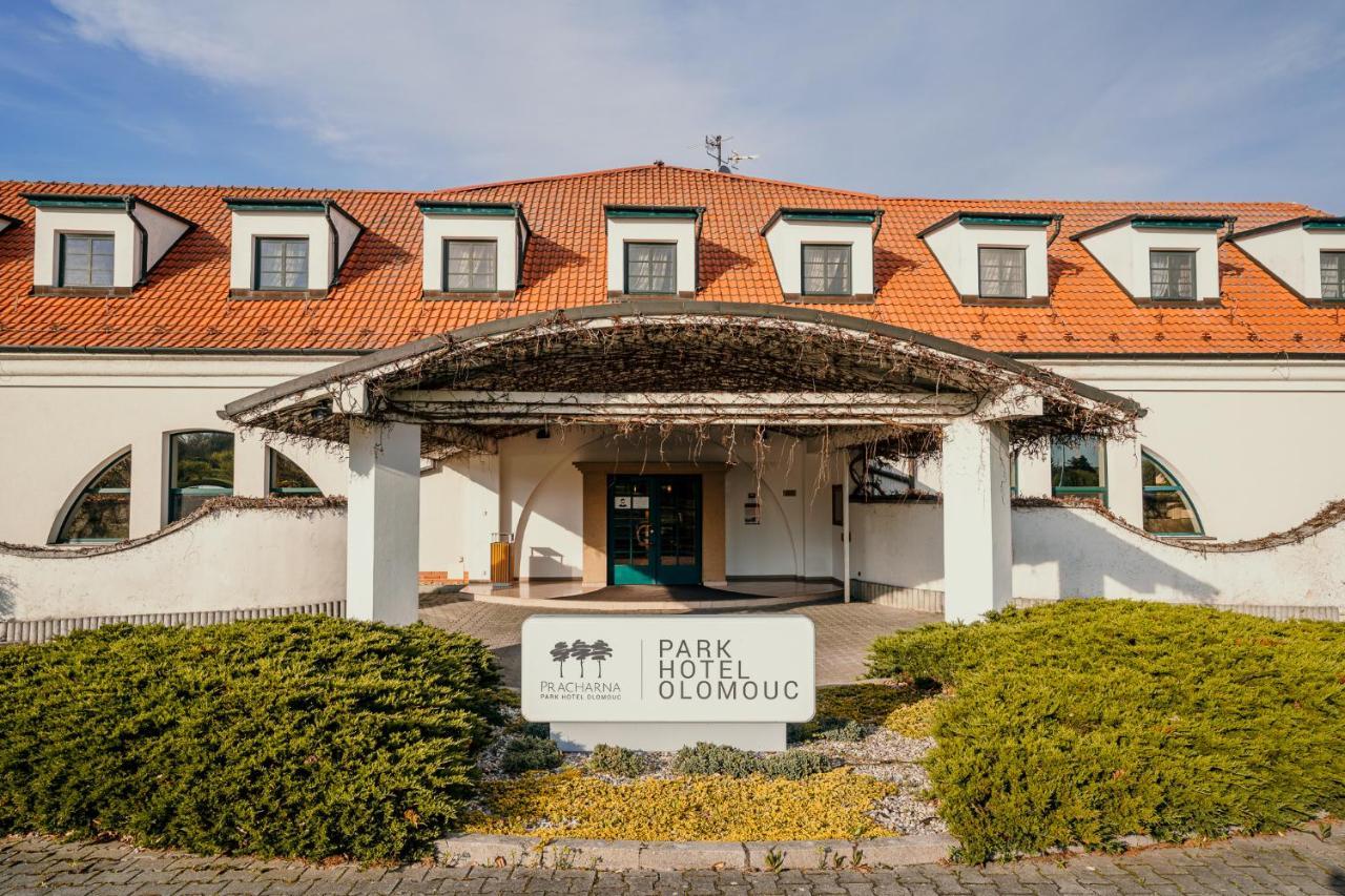 Pracharna Park Hotel Olomouc Ngoại thất bức ảnh